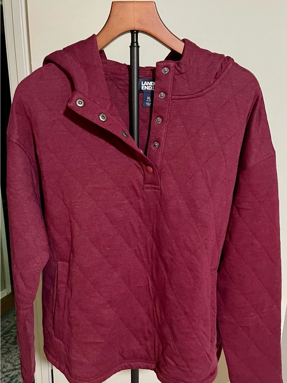 Lands' End Quilted Hooded Pullover - Wine - Picture 1 of 3